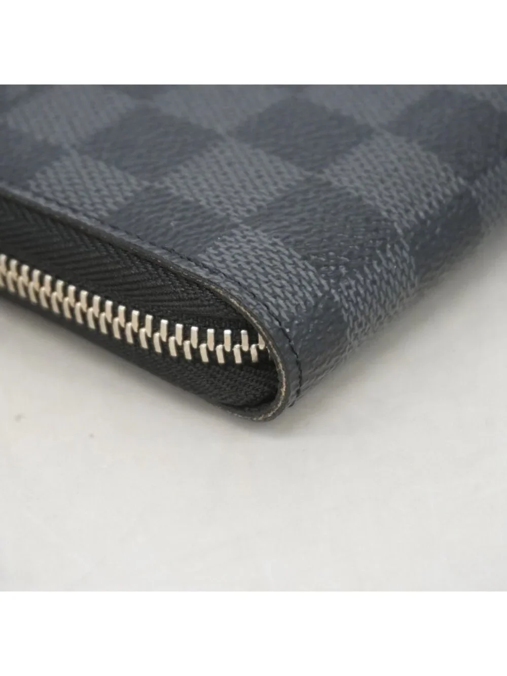 Louis Vuitton Wallet Damier Graphite Zippy Organizer Black Gray